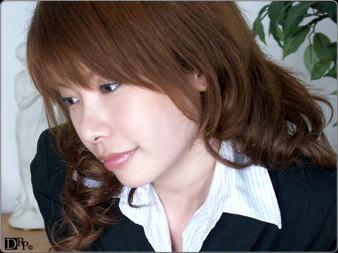 Love Triangle (Caribbeancom-122604-754) sample image 2